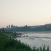 汉江河边钓鱼去