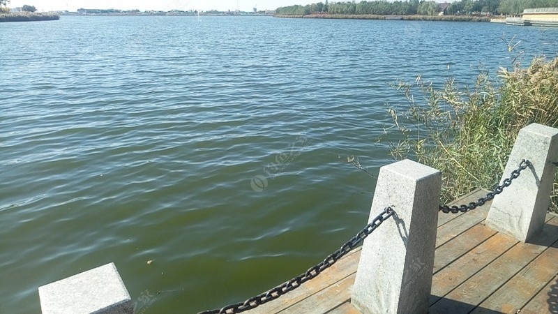 静湖